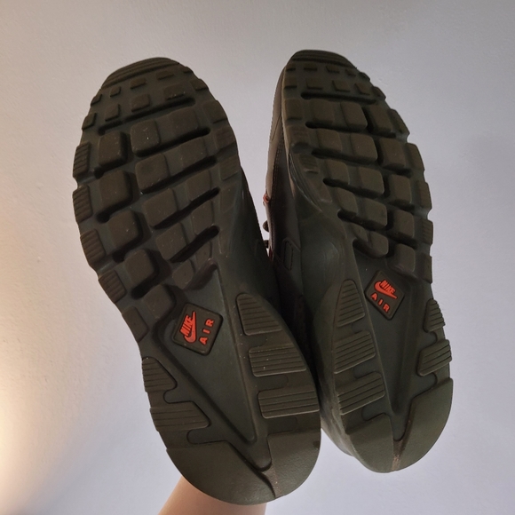 Nike Air Huarache Run Ultra SE Cargo Khaki Olive Crimson 875841-301 Mens Sz 12 - Picture 4 of 6